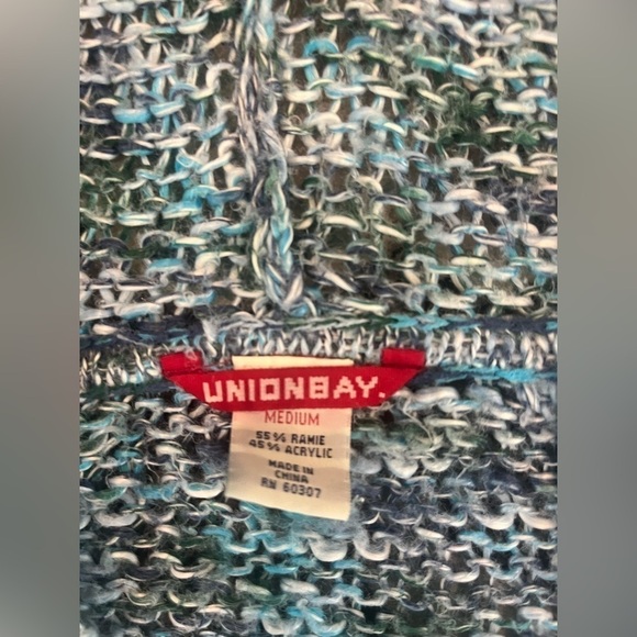 Union-bay - multi blue knitted sweater Sz medium - Picture 3 of 3
